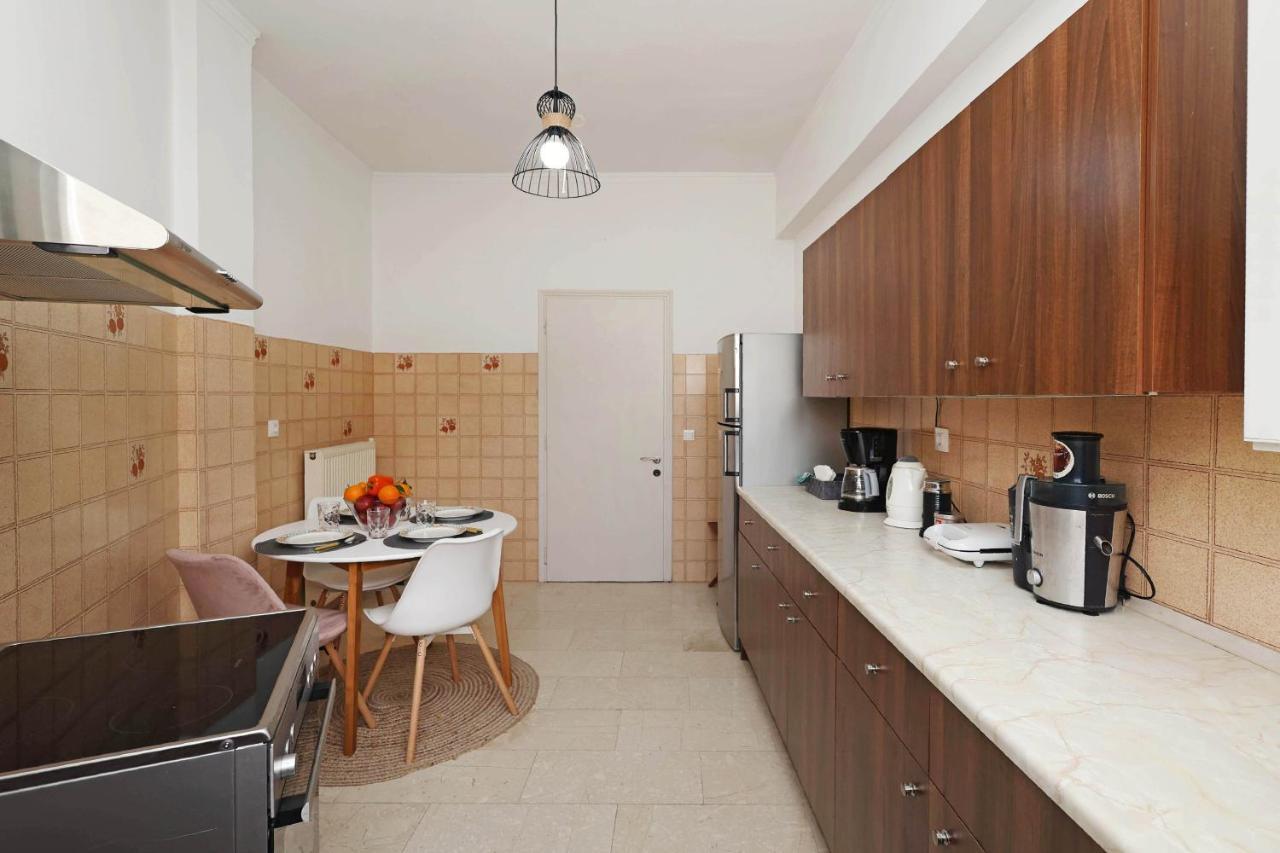 Suburban Casa Apartment Alepou Exterior photo
